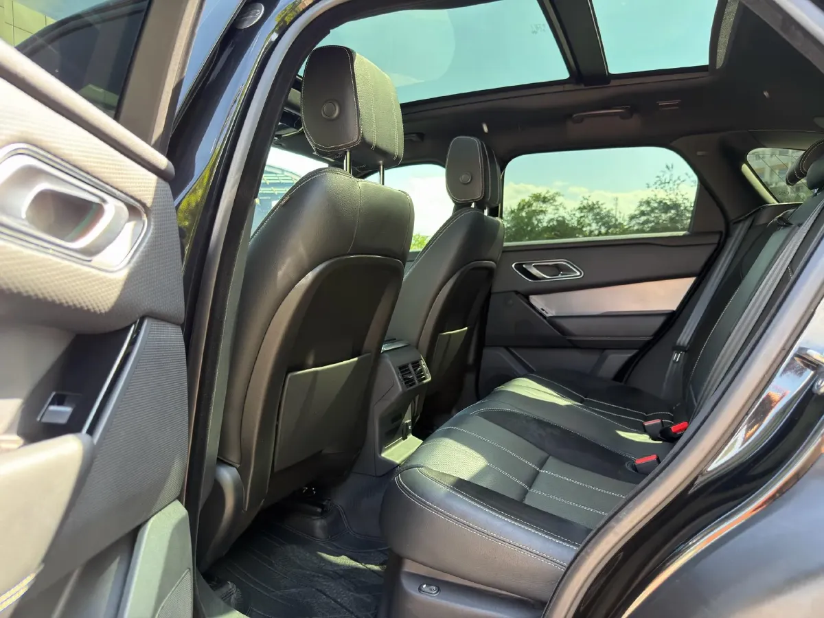 2020 Land Rover Range Rover Velar 2.0T 250HP L4 8AT,autocango,china used car exporter,china ev exporter,chinese used car exporter,chinese used ev exporter