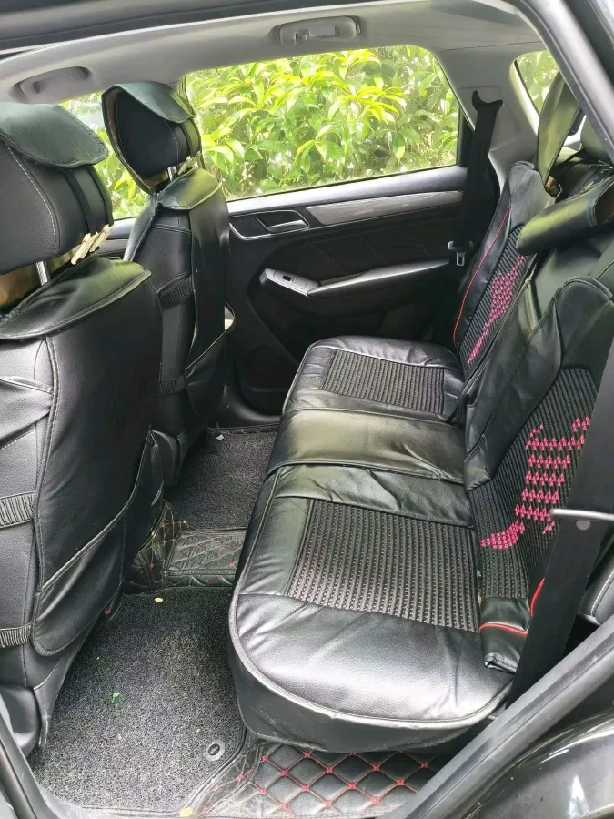 2018 Roewe RX5 2.0T 220HP L4 6DCT,autocango,china used car exporter,china ev exporter,chinese used car exporter,chinese used ev exporter