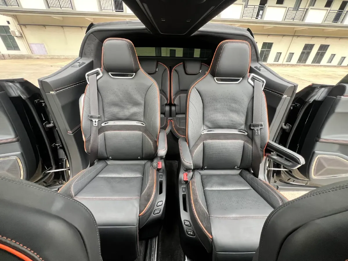 2021 HiPhi X BEV 97KWH,autocango,china used car exporter,china ev exporter,chinese used car exporter,chinese used ev exporter