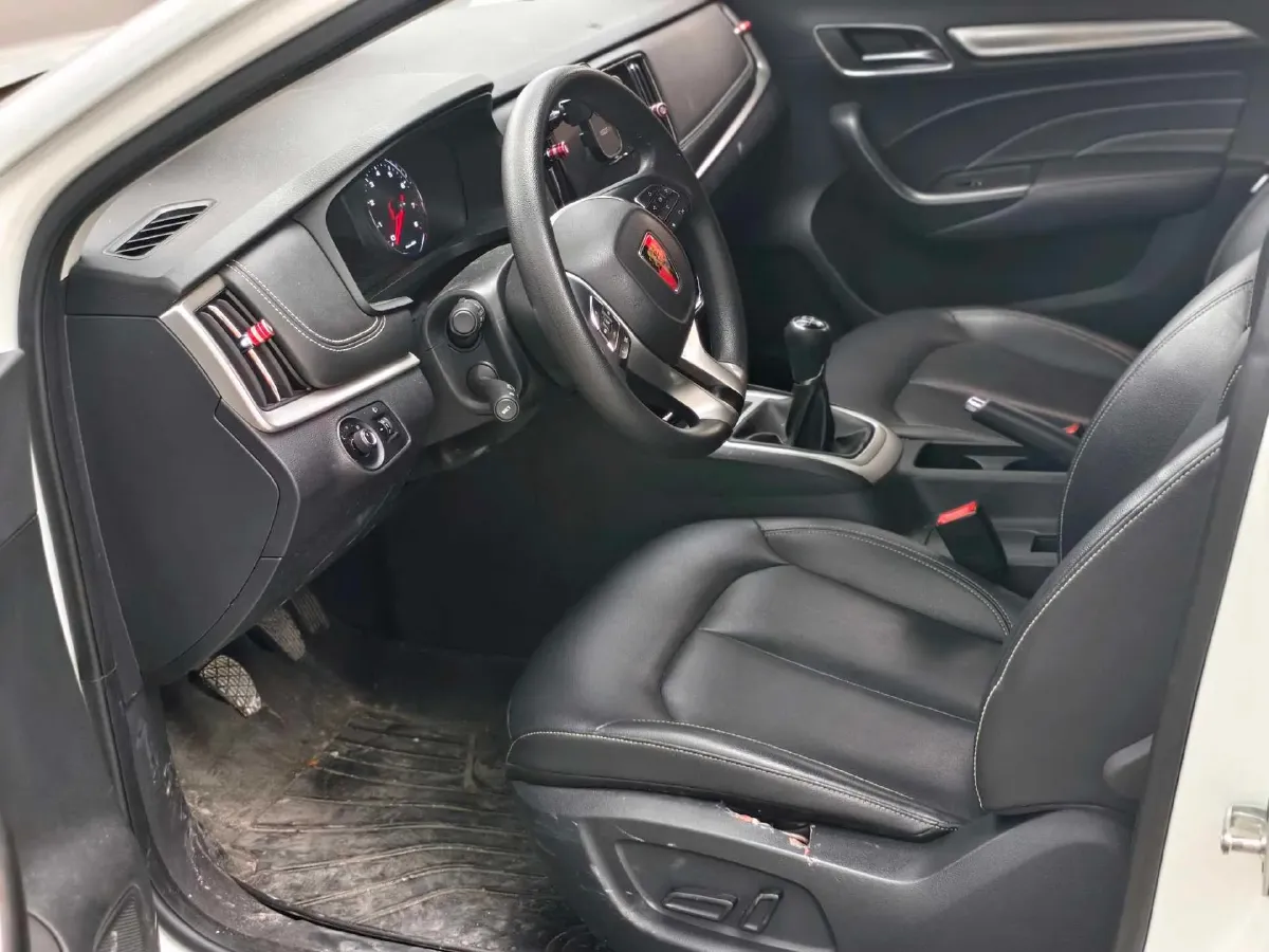 2019 Roewe i6 1.6L 125HP L4 5MT,autocango,china used car exporter,china ev exporter,chinese used car exporter,chinese used ev exporter