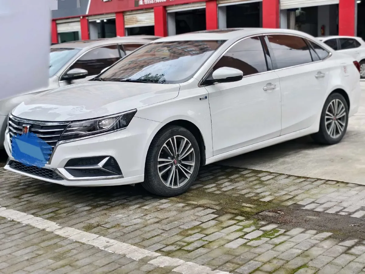 2019 Roewe i6 1.6L 125HP L4 5MT,autocango,china used car exporter,china ev exporter,chinese used car exporter,chinese used ev exporter