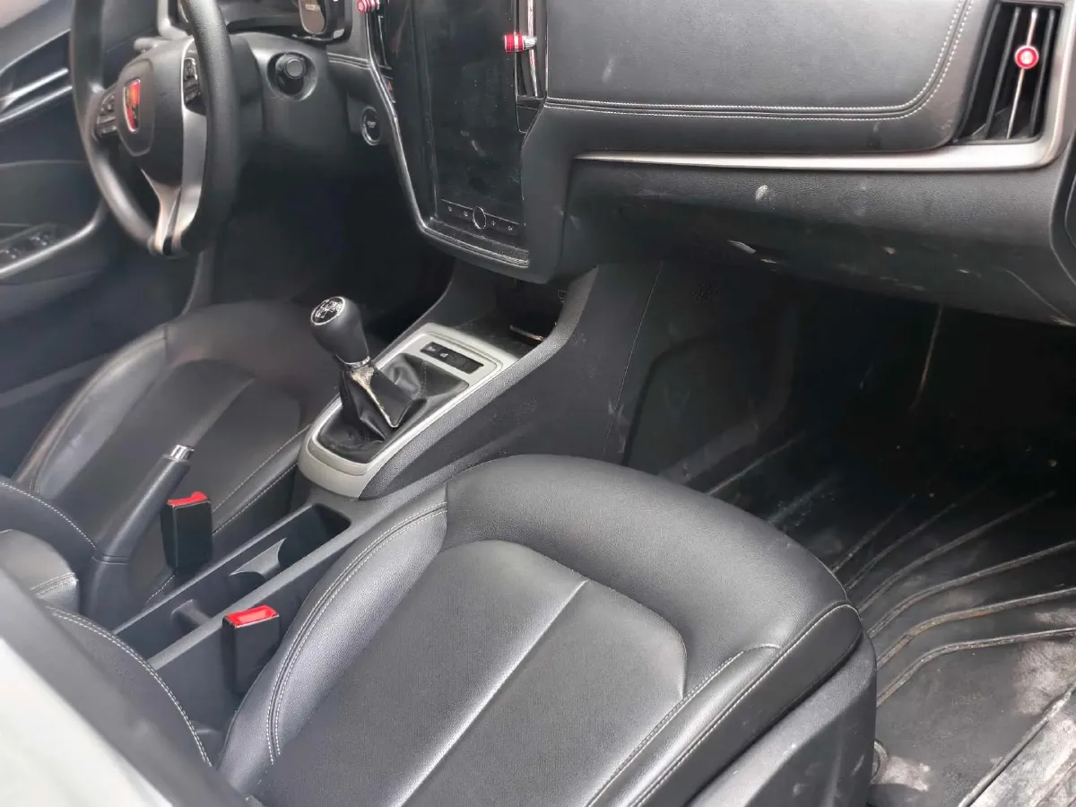 2019 Roewe i6 1.6L 125HP L4 5MT,autocango,china used car exporter,china ev exporter,chinese used car exporter,chinese used ev exporter