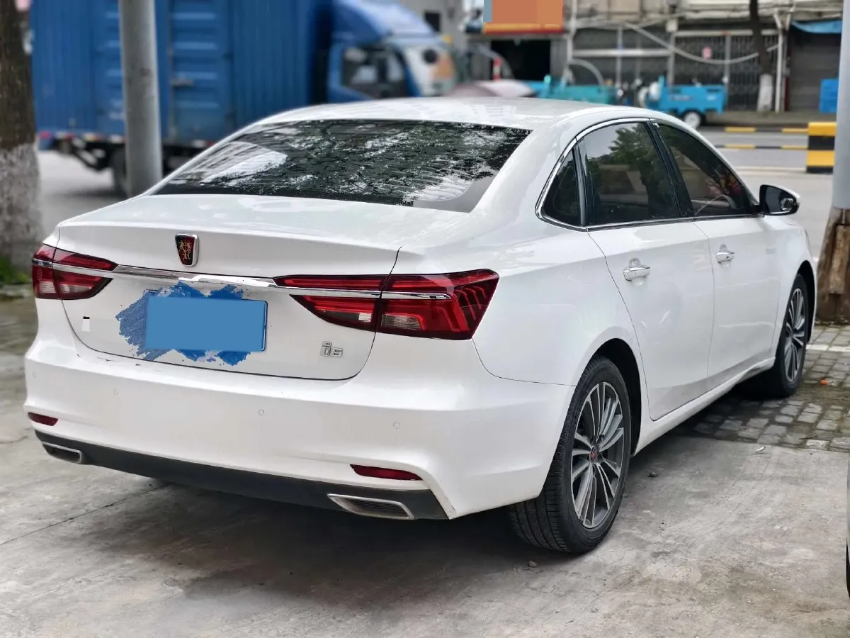 2019 Roewe i6 1.6L 125HP L4 5MT,autocango,china used car exporter,china ev exporter,chinese used car exporter,chinese used ev exporter