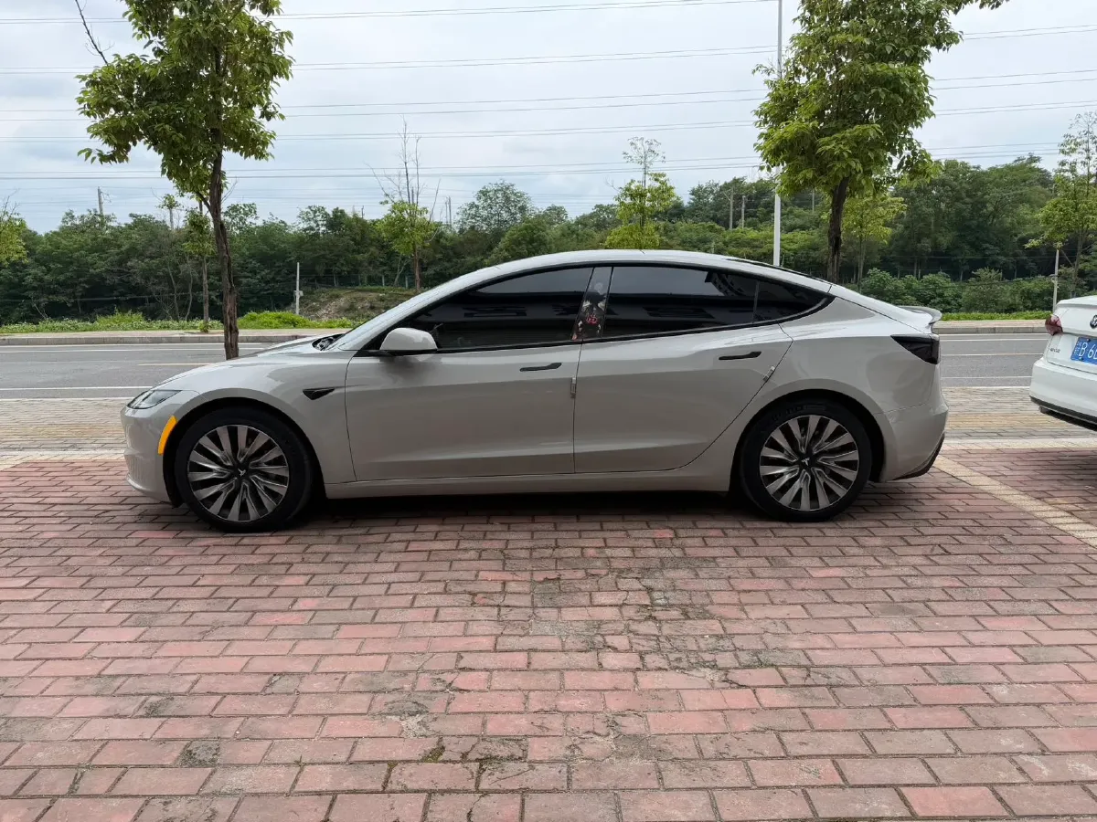2023 Buick EnvisionPlus 2.0T 237HP L4 9AT,autocango,china used car exporter,china ev exporter,chinese used car exporter,chinese used ev exporter