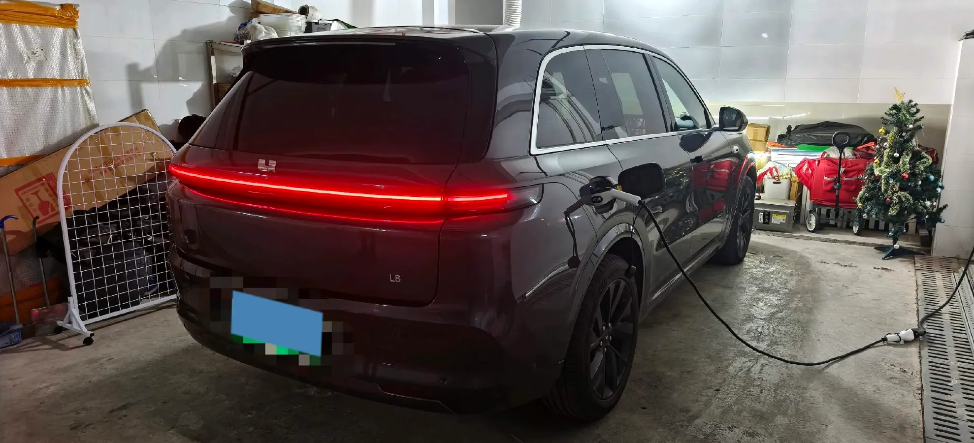 2023 Li L8 Range Extended 154HP REEV 40.9KWH,autocango,china used car exporter,china ev exporter,chinese used car exporter,chinese used ev exporter