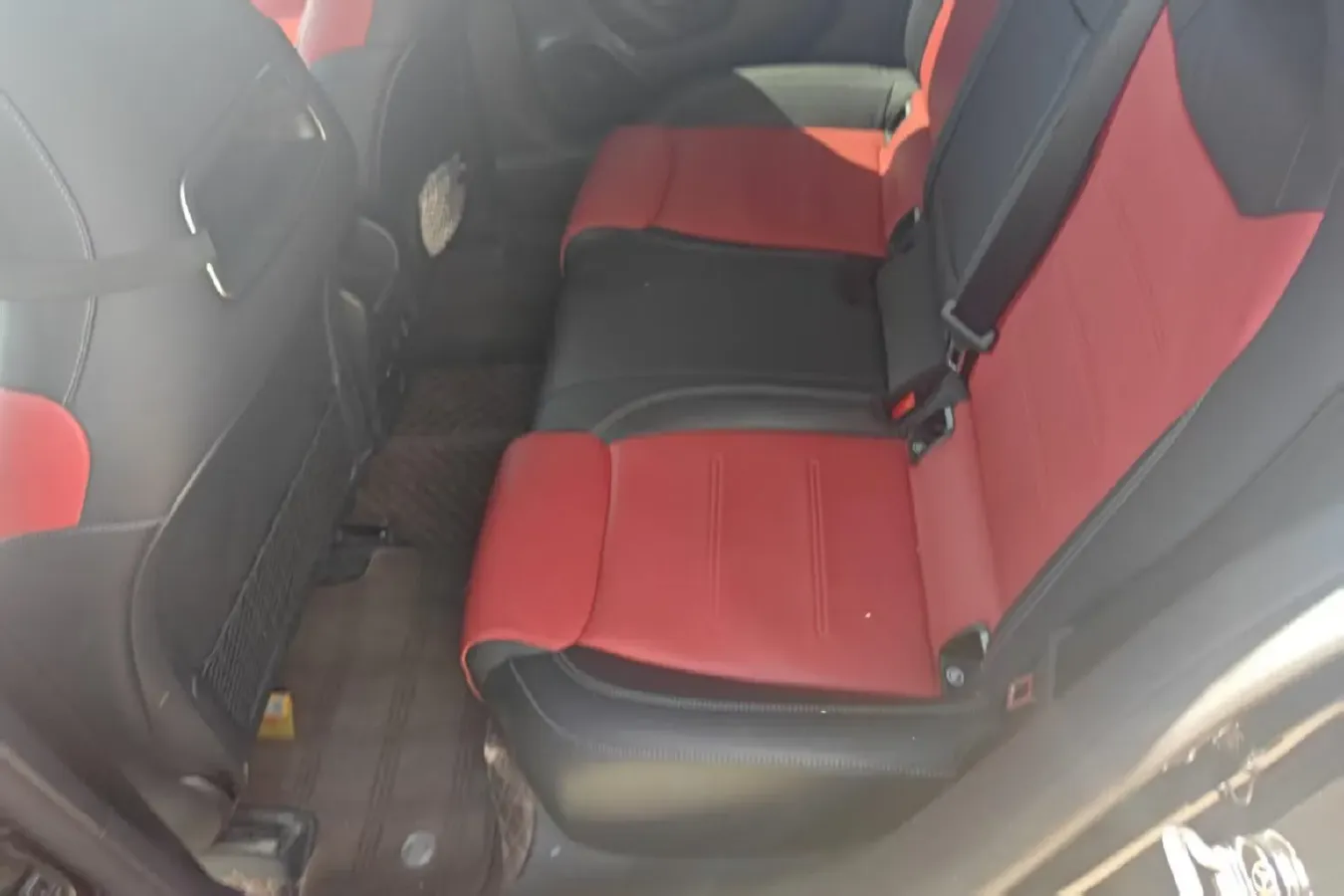 2020 Mercedes-Benz A AMG 2.0T 306HP L4 7DCT,autocango,china used car exporter,china ev exporter,chinese used car exporter,chinese used ev exporter