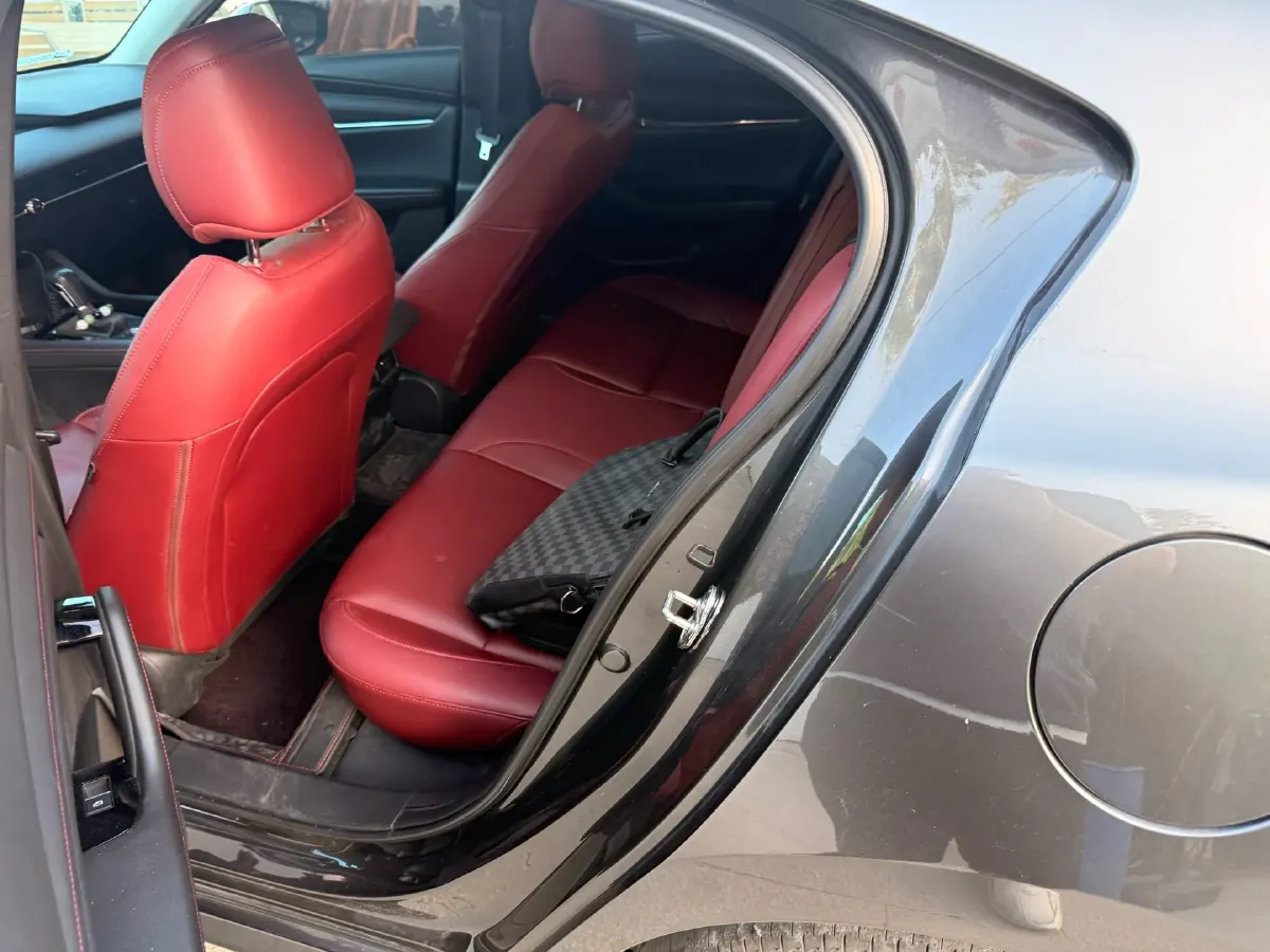 2023 Mazda 3 Axela 2.0L 158HP L4 6AT,autocango,china used car exporter,china ev exporter,chinese used car exporter,chinese used ev exporter