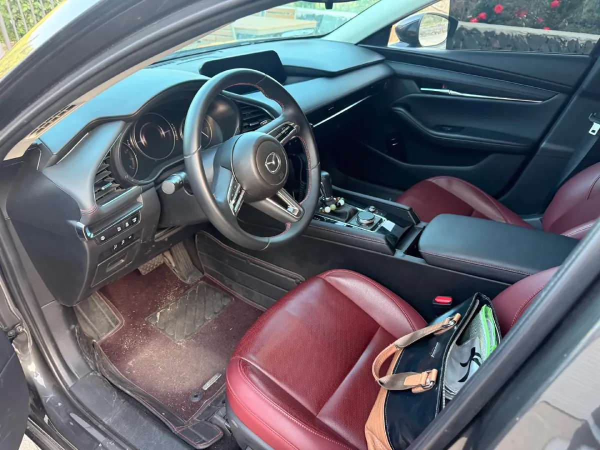 2023 Mazda 3 Axela 2.0L 158HP L4 6AT,autocango,china used car exporter,china ev exporter,chinese used car exporter,chinese used ev exporter