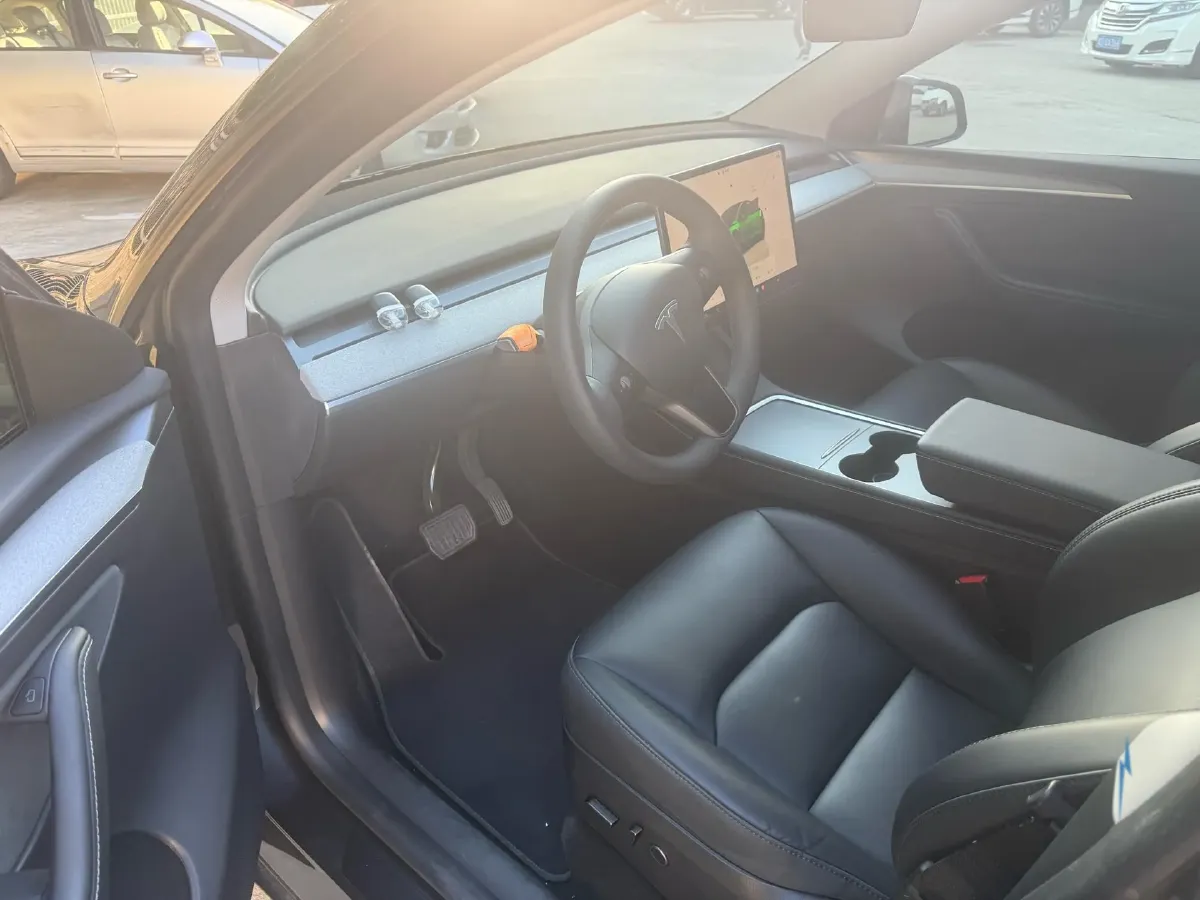 2023 Tesla Model Y BEV 78.4KWH,autocango,china used car exporter,china ev exporter,chinese used car exporter,chinese used ev exporter