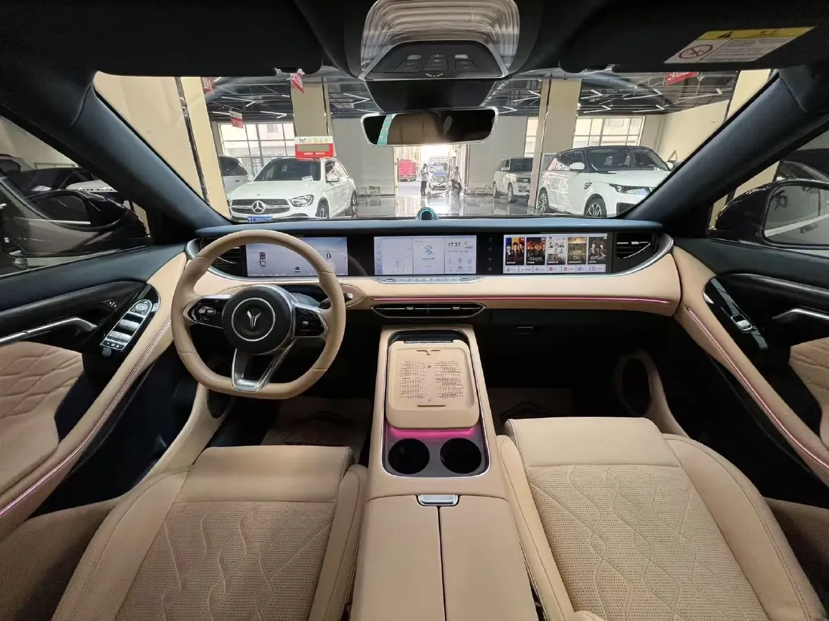 2024 Voyah FREE 1.5T 150HP L4 REEV 39.2KWH,autocango,china used car exporter,china ev exporter,chinese used car exporter,chinese used ev exporter