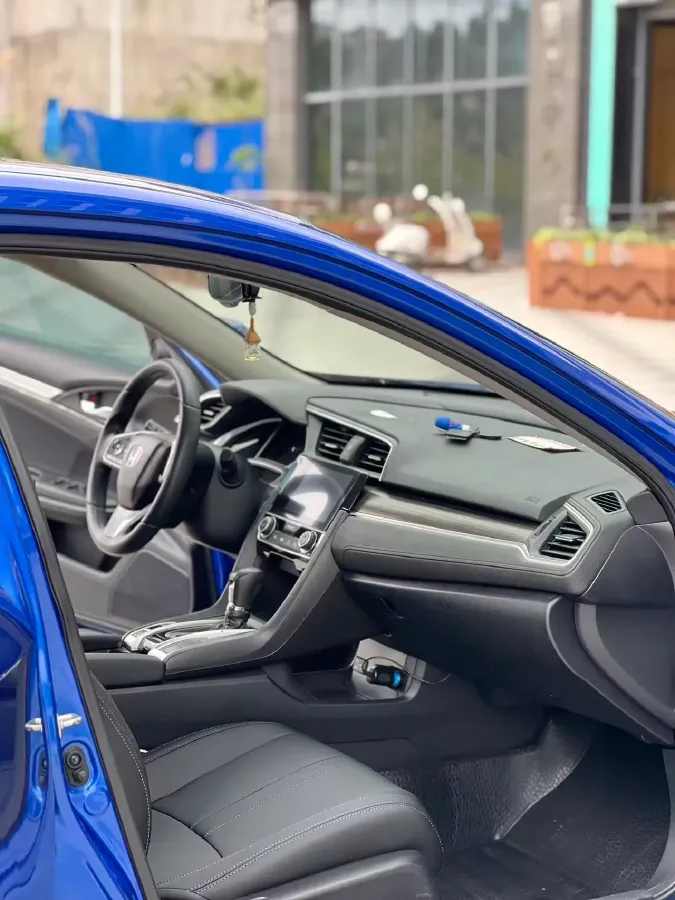 2019 Honda Civic 1.5T 177HP L4 CVT,autocango,china used car exporter,china ev exporter,chinese used car exporter,chinese used ev exporter