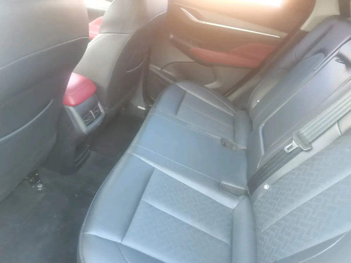 2022 ChangAn Oshan X7 Plus 1.5T 188HP L4 7DCT,autocango,china used car exporter,china ev exporter,chinese used car exporter,chinese used ev exporter