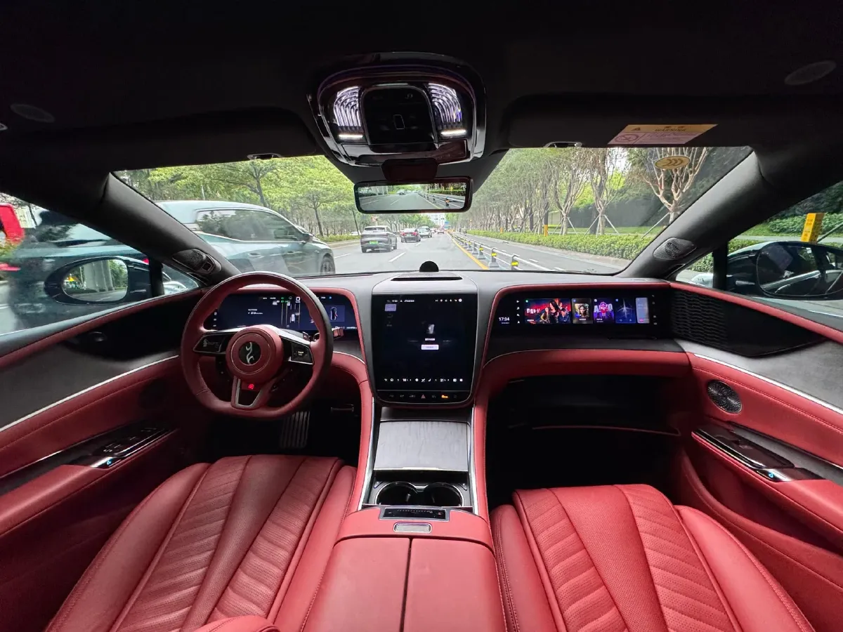 2025 YangWang U7 BEV 135.5KWH,autocango,china used car exporter,china ev exporter,chinese used car exporter,chinese used ev exporter