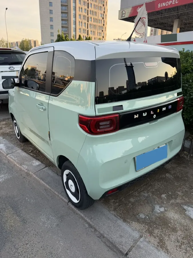 2022 WuLing HongGuang MINI EV BEV 13.9KWH,autocango,china used car exporter,china ev exporter,chinese used car exporter,chinese used ev exporter