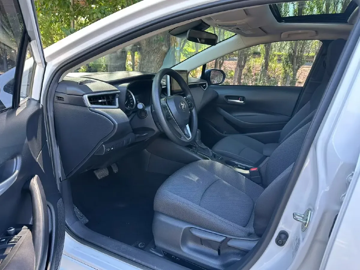 2021 Toyota Corolla 1.2T 116HP L4 CVT,autocango,china used car exporter,china ev exporter,chinese used car exporter,chinese used ev exporter