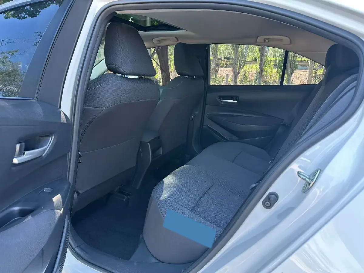 2021 Toyota Corolla 1.2T 116HP L4 CVT,autocango,china used car exporter,china ev exporter,chinese used car exporter,chinese used ev exporter