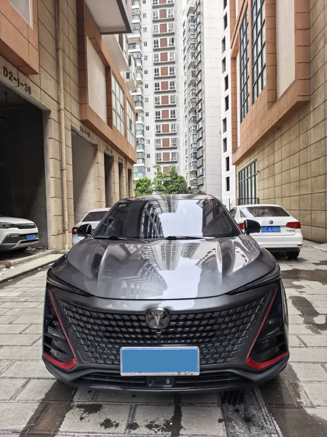 2021 ChangAn UNI-T 1.5T 180HP L4 7DCT,autocango,china used car exporter,china ev exporter,chinese used car exporter,chinese used ev exporter