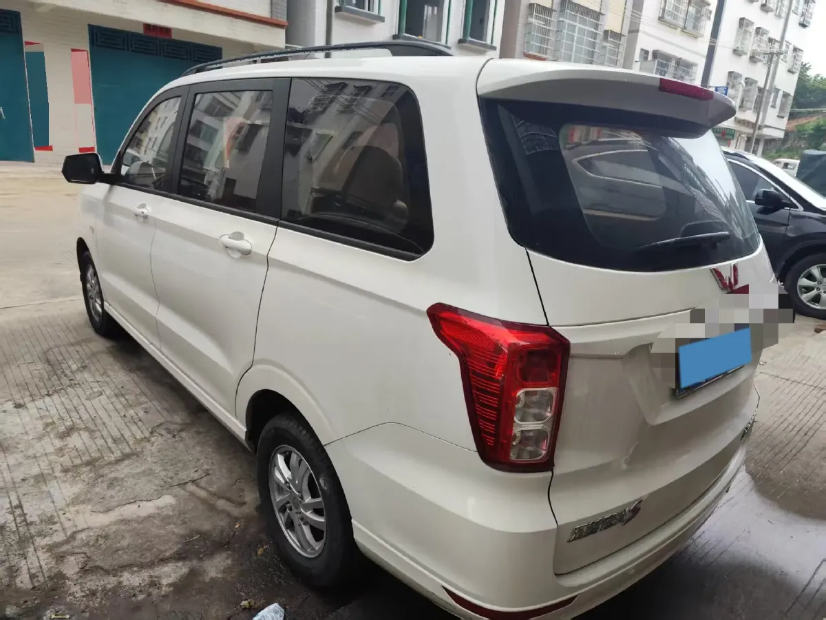 2019 WuLing HongGuang 1.5L 99HP L4 6MT,autocango,china used car exporter,china ev exporter,chinese used car exporter,chinese used ev exporter