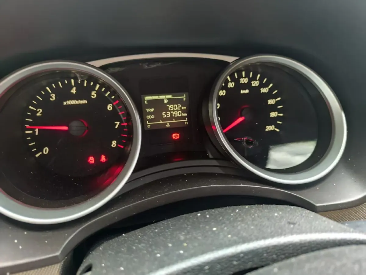 2019 WuLing HongGuang 1.5L 99HP L4 6MT,autocango,china used car exporter,china ev exporter,chinese used car exporter,chinese used ev exporter