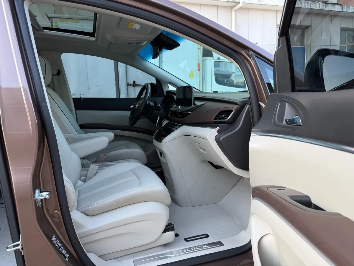 2021 Buick GL8 2.0T 237HP L4 9AT,autocango,china used car exporter,china ev exporter,chinese used car exporter,chinese used ev exporter