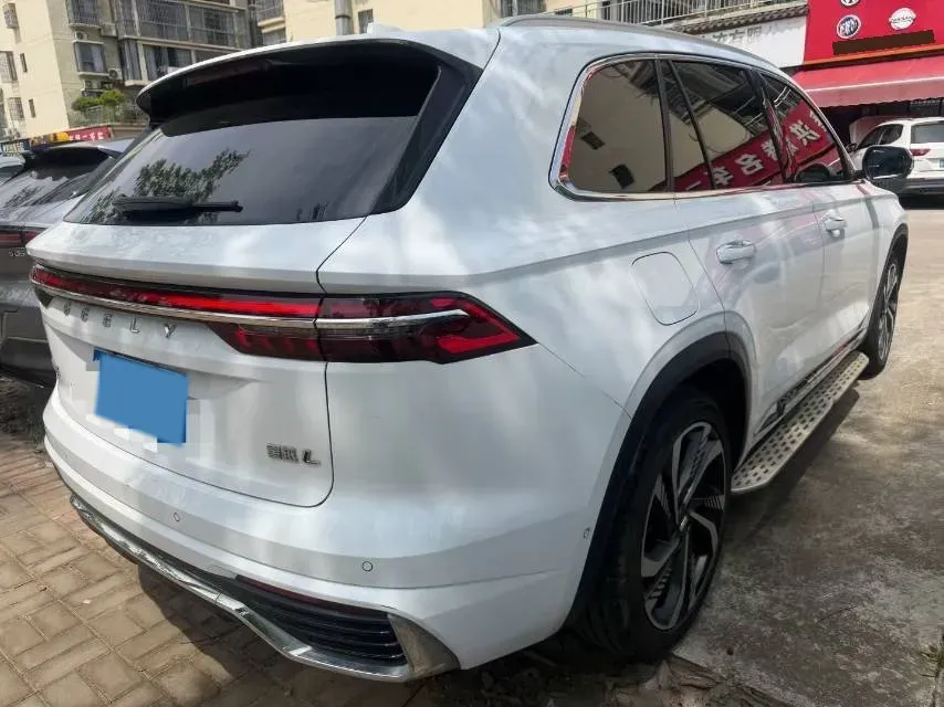 2021 Geely Monjaro 2.0T 218HP L4 7DCT,autocango,china used car exporter,china ev exporter,chinese used car exporter,chinese used ev exporter