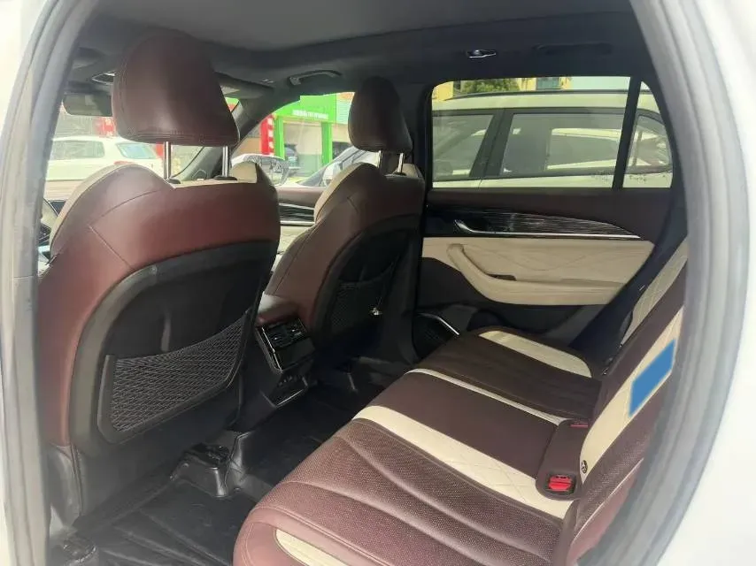 2021 Geely Monjaro 2.0T 218HP L4 7DCT,autocango,china used car exporter,china ev exporter,chinese used car exporter,chinese used ev exporter