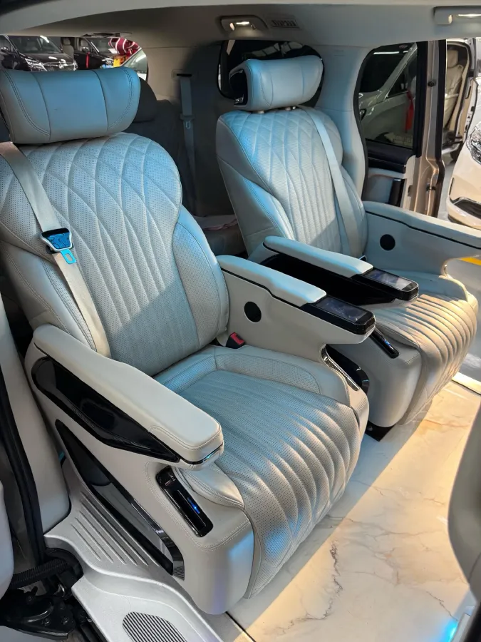 2023 Buick GL8 2.0T 237HP L4 9AT,autocango,china used car exporter,china ev exporter,chinese used car exporter,chinese used ev exporter