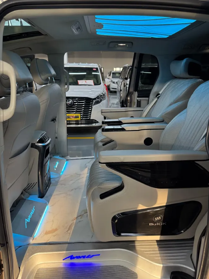 2023 Buick GL8 2.0T 237HP L4 9AT,autocango,china used car exporter,china ev exporter,chinese used car exporter,chinese used ev exporter