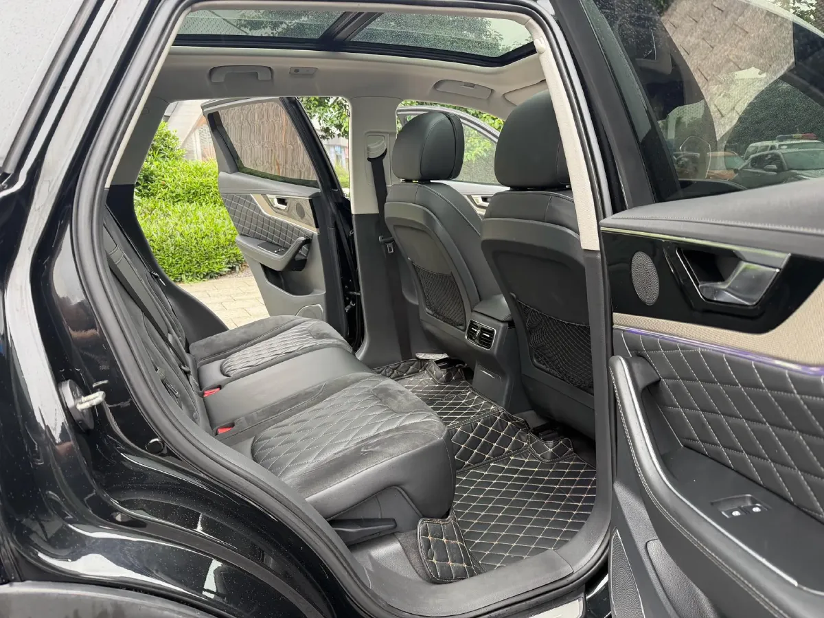 2019 HongQi HS5 2.0T 224HP L4 6AT,autocango,china used car exporter,china ev exporter,chinese used car exporter,chinese used ev exporter