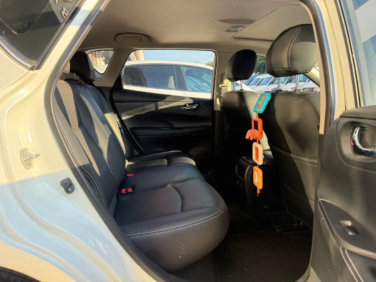2021 Nissan Tiida 1.6L 122HP L4 CVT,autocango,china used car exporter,china ev exporter,chinese used car exporter,chinese used ev exporter