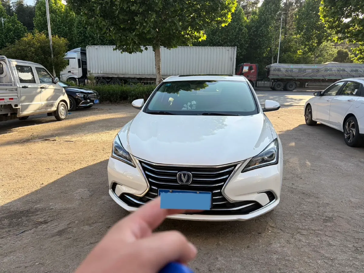 2019 ChangAn Eado 1.6L 128HP L4 6AT,autocango,china used car exporter,china ev exporter,chinese used car exporter,chinese used ev exporter