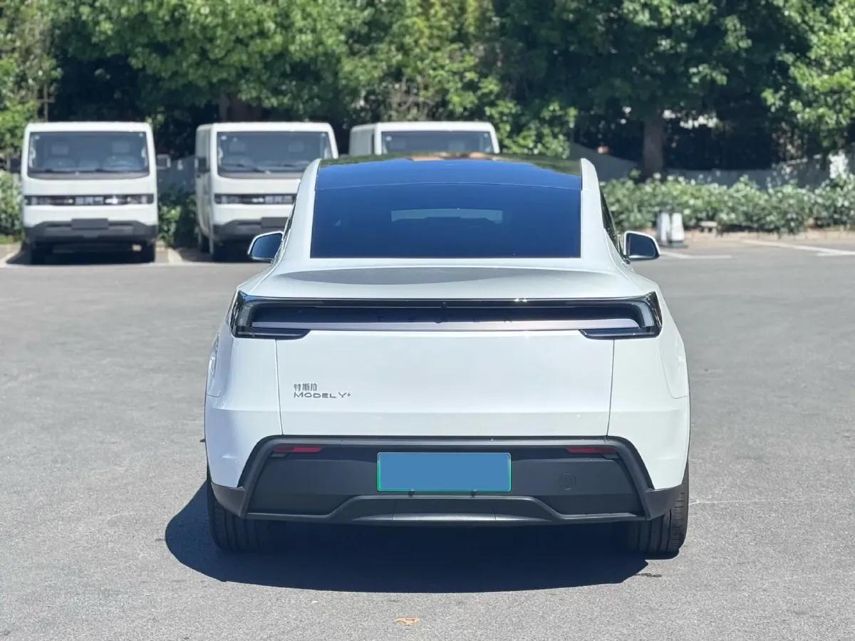 2026 Tesla Model Y BEV,autocango,china used car exporter,china ev exporter,chinese used car exporter,chinese used ev exporter