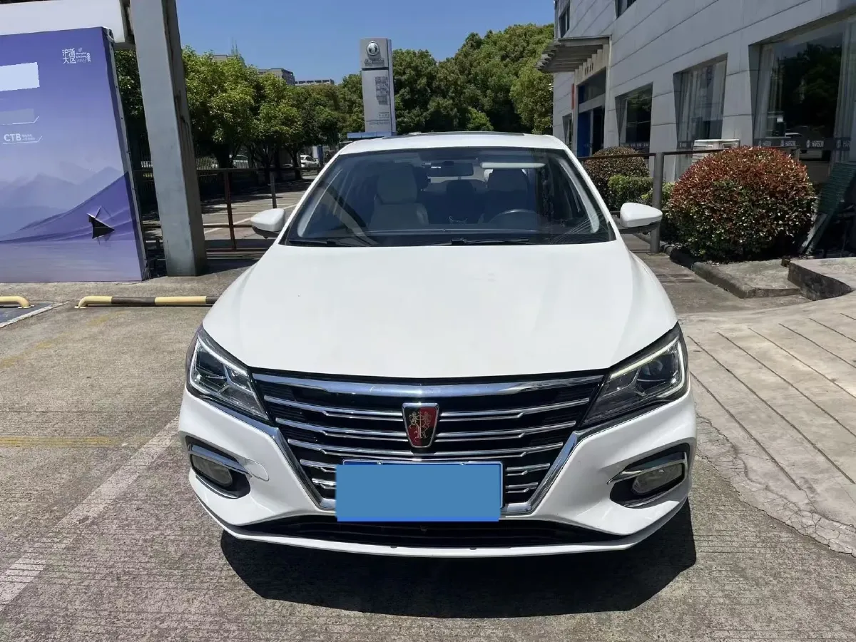 2019 Roewe i5 1.5L 120HP L4 CVT,autocango,china used car exporter,china ev exporter,chinese used car exporter,chinese used ev exporter