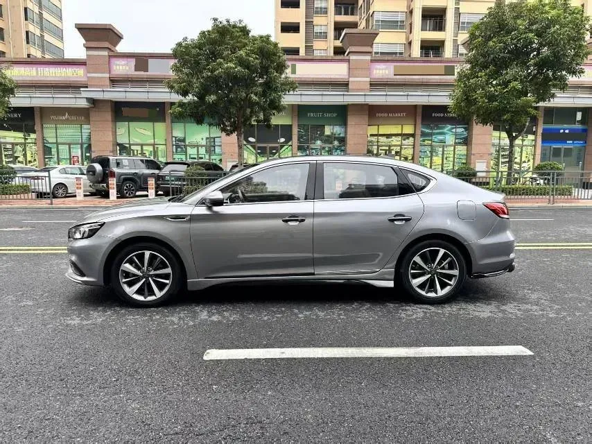 2019 MAXUS XinTu V80 2.5T 136HP L4 6AMT,autocango,china used car exporter,china ev exporter,chinese used car exporter,chinese used ev exporter