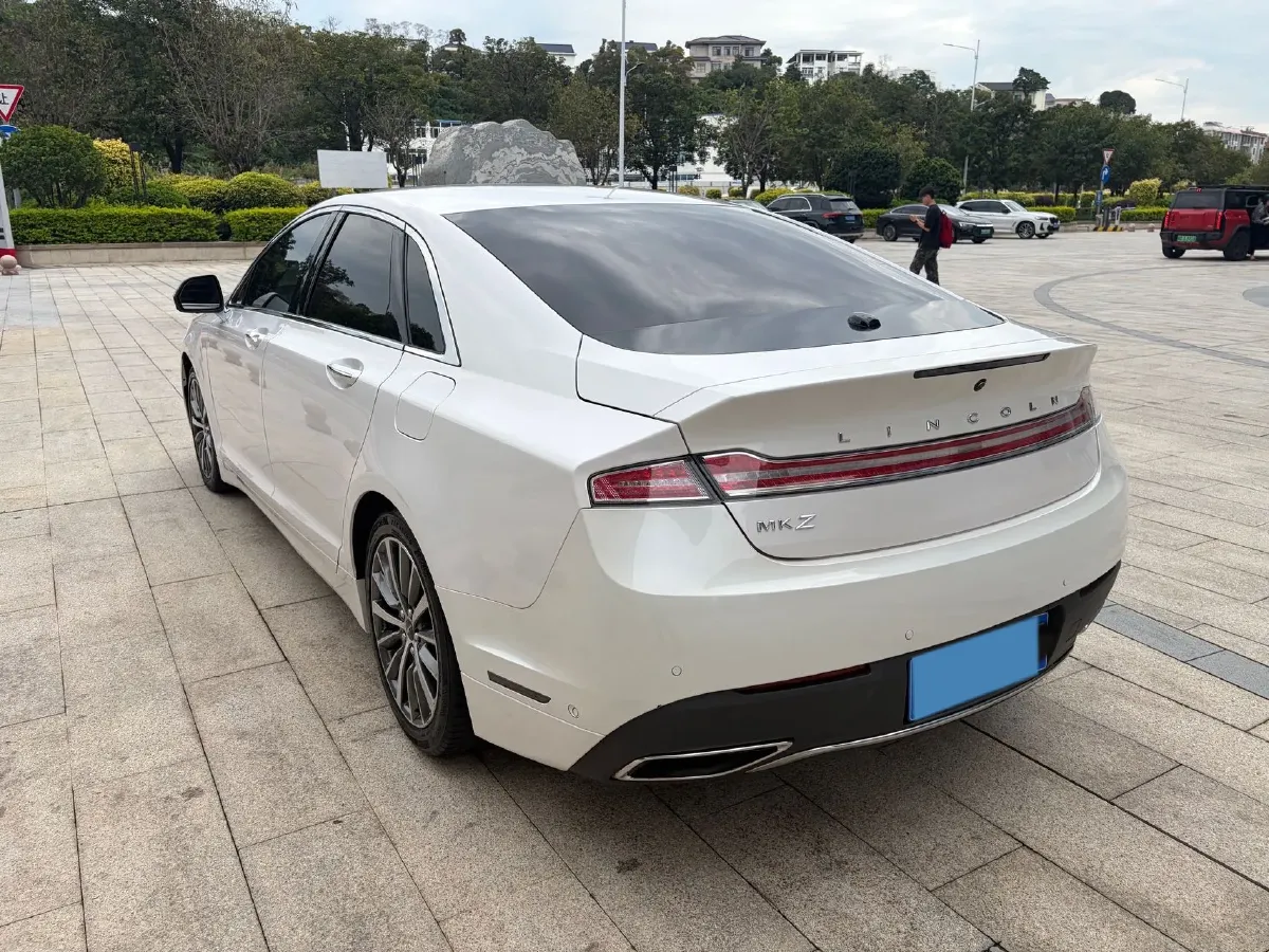 2018 Lincoln MKZ 2.0T 203HP L4 6AT,autocango,china used car exporter,china ev exporter,chinese used car exporter,chinese used ev exporter