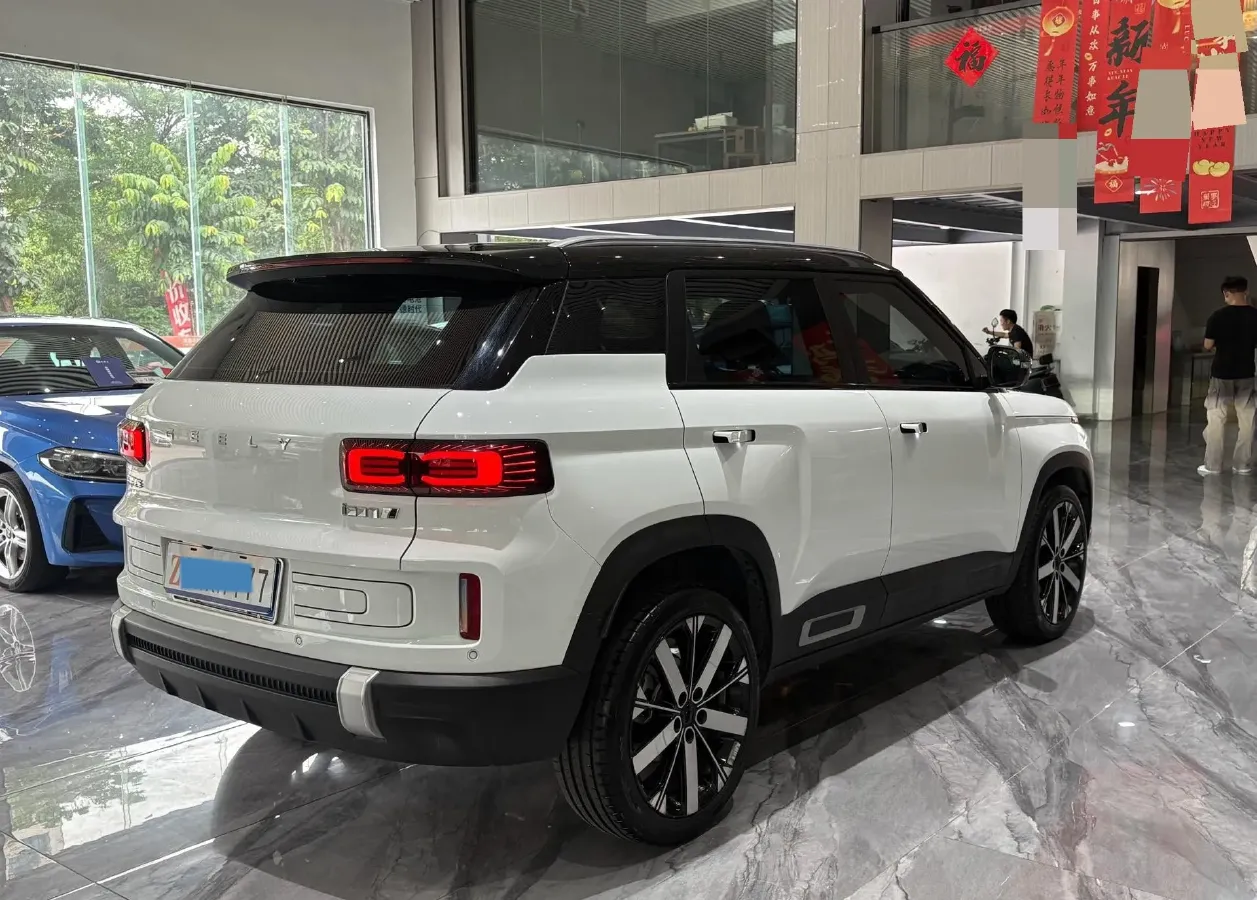 2023 Geely ICON 1.5T 181HP L4 7DCT,autocango,china used car exporter,china ev exporter,chinese used car exporter,chinese used ev exporter