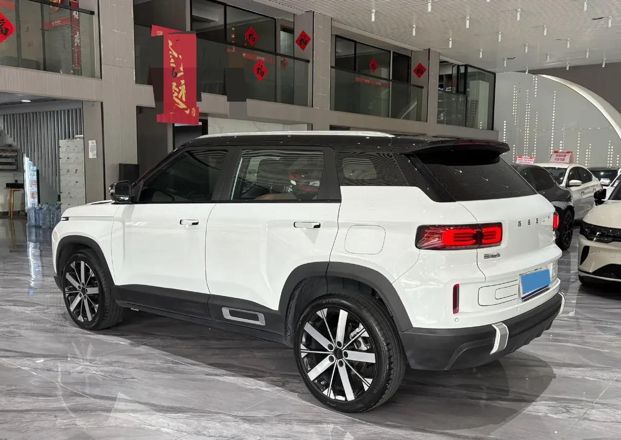 2023 Geely ICON 1.5T 181HP L4 7DCT,autocango,china used car exporter,china ev exporter,chinese used car exporter,chinese used ev exporter