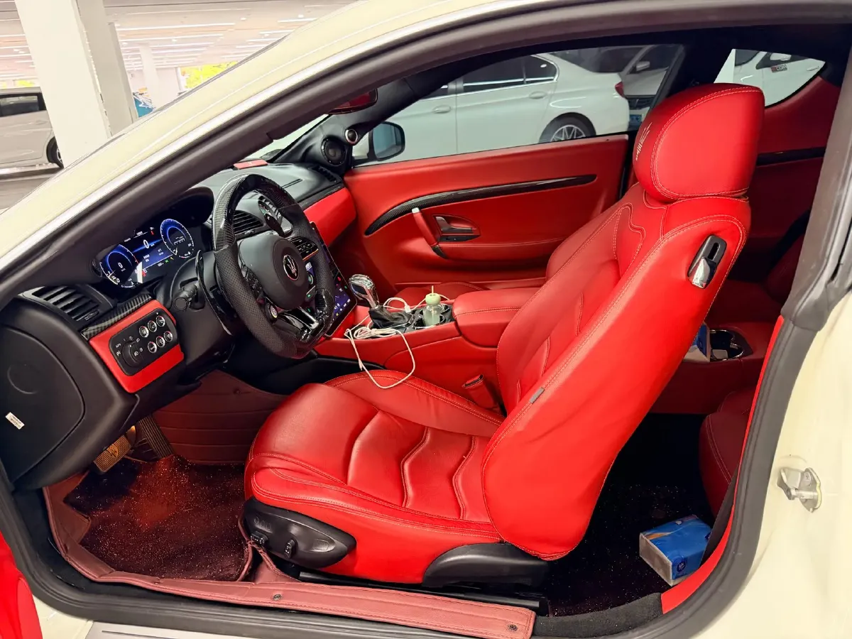 2013 Maserati GranTurismo 4.7L 460HP V8 6AT,autocango,china used car exporter,china ev exporter,chinese used car exporter,chinese used ev exporter