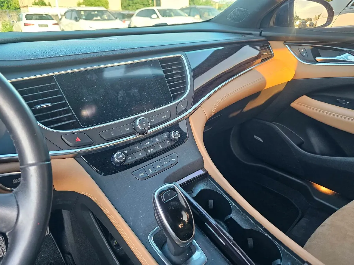 2020 Buick Larcosse 2.0T 237HP L4 9AT,autocango,china used car exporter,china ev exporter,chinese used car exporter,chinese used ev exporter
