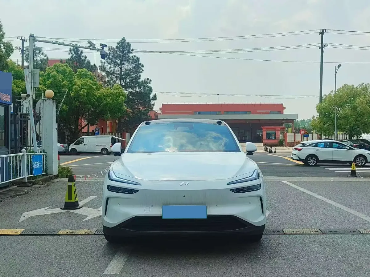 2024 ONVO L60 BEV 60KWH,autocango,china used car exporter,china ev exporter,chinese used car exporter,chinese used ev exporter