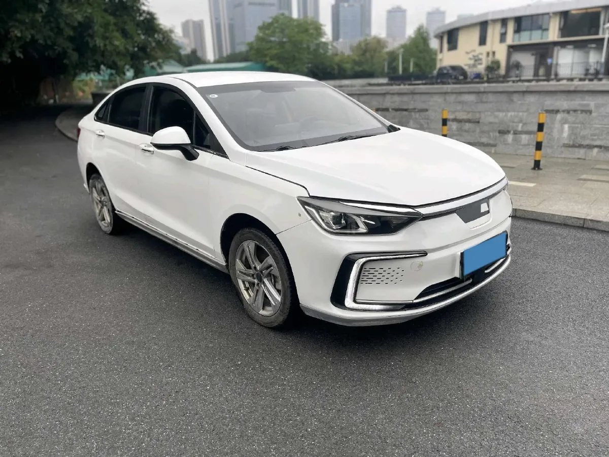 2022 Bestune B70 2.0T 224HP L4 6AT,autocango,china used car exporter,china ev exporter,chinese used car exporter,chinese used ev exporter