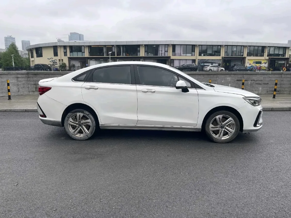 2022 Bestune B70 2.0T 224HP L4 6AT,autocango,china used car exporter,china ev exporter,chinese used car exporter,chinese used ev exporter