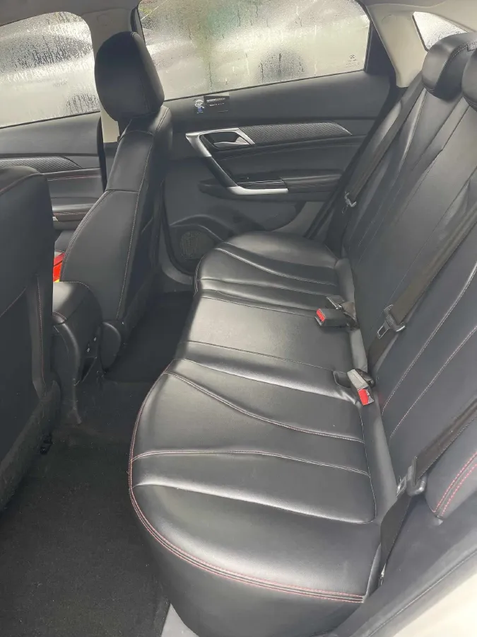 2022 Bestune B70 2.0T 224HP L4 6AT,autocango,china used car exporter,china ev exporter,chinese used car exporter,chinese used ev exporter