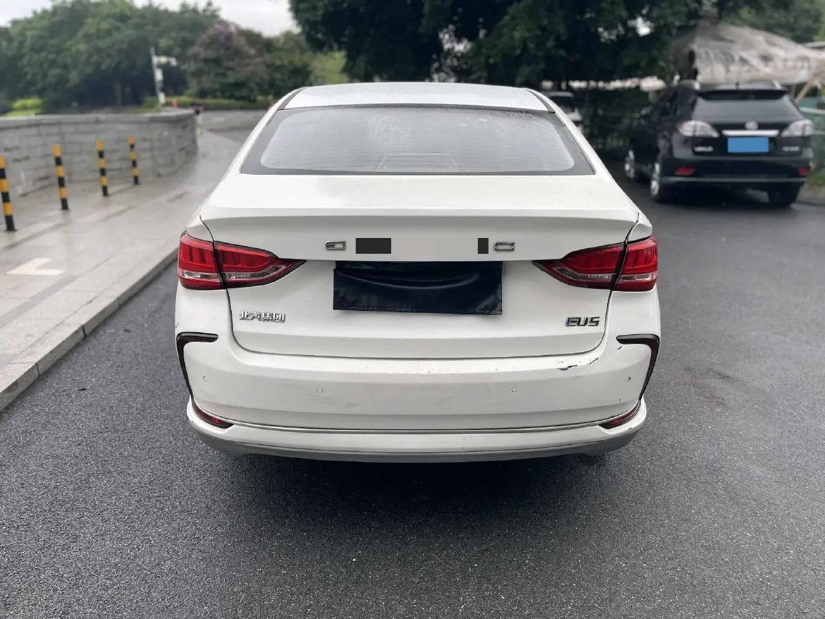 2022 Bestune B70 2.0T 224HP L4 6AT,autocango,china used car exporter,china ev exporter,chinese used car exporter,chinese used ev exporter