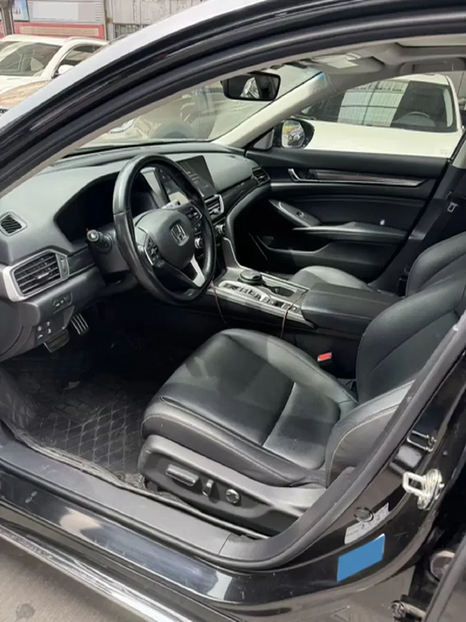 2022 Honda Accord 2.0L 146HP L4 E-CVT Hybrid,autocango,china used car exporter,china ev exporter,chinese used car exporter,chinese used ev exporter