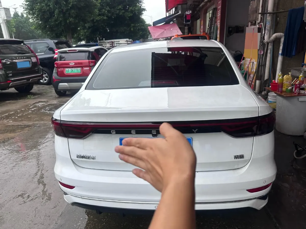 2025 Geely Emgrand 1.5L 127HP L4 CVT,autocango,china used car exporter,china ev exporter,chinese used car exporter,chinese used ev exporter