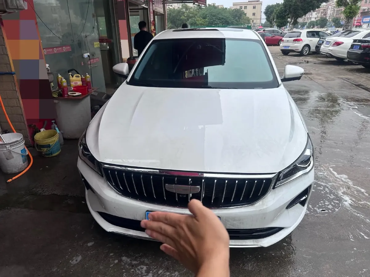 2025 Geely Emgrand 1.5L 127HP L4 CVT,autocango,china used car exporter,china ev exporter,chinese used car exporter,chinese used ev exporter