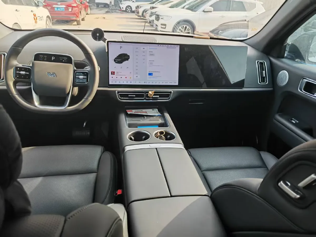 2024 Li L7 Range Extended 154HP REEV 42.8KWH,autocango,china used car exporter,china ev exporter,chinese used car exporter,chinese used ev exporter