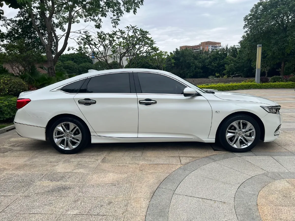 2018 Honda Accord 1.5T 177HP L4 CVT,autocango,china used car exporter,china ev exporter,chinese used car exporter,chinese used ev exporter