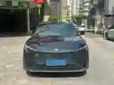2024 HongQi H5 2.0T 224HP L4 8AT